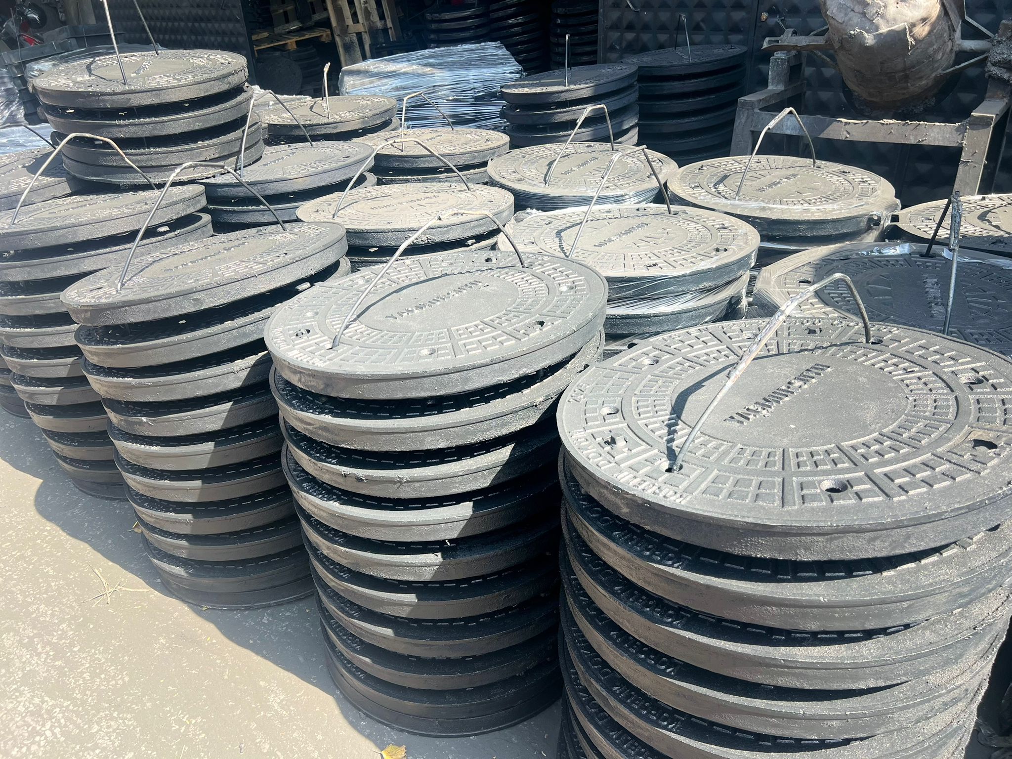 Menhol Rögar Kapakları