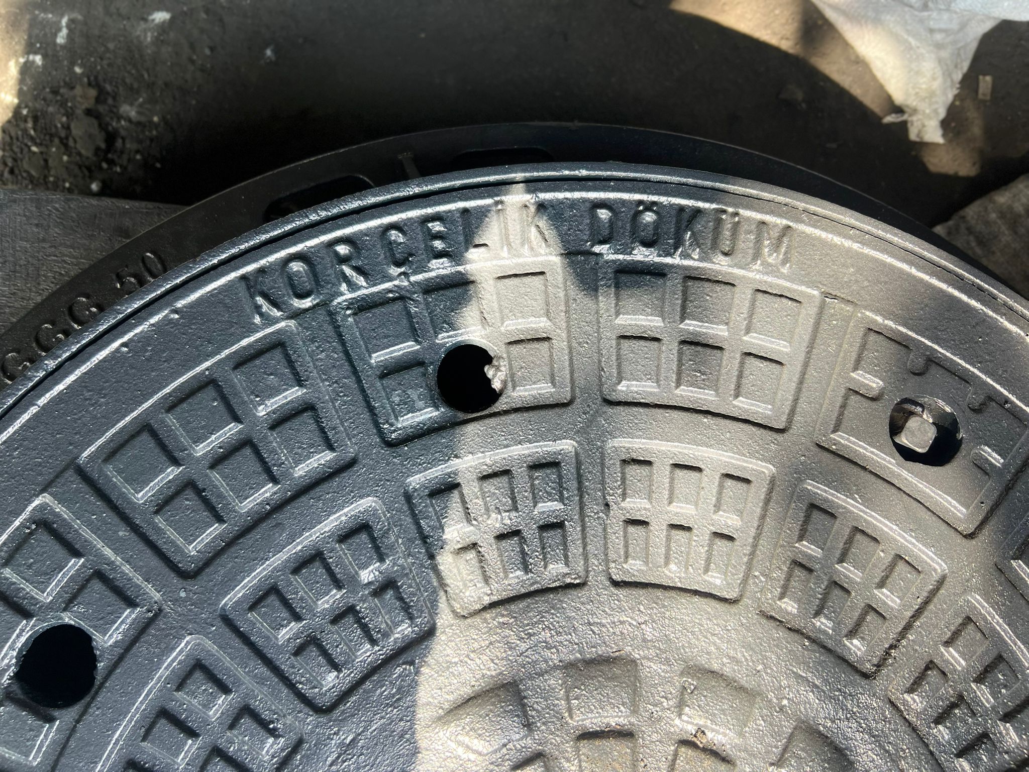 Menhol Rögar Kapakları